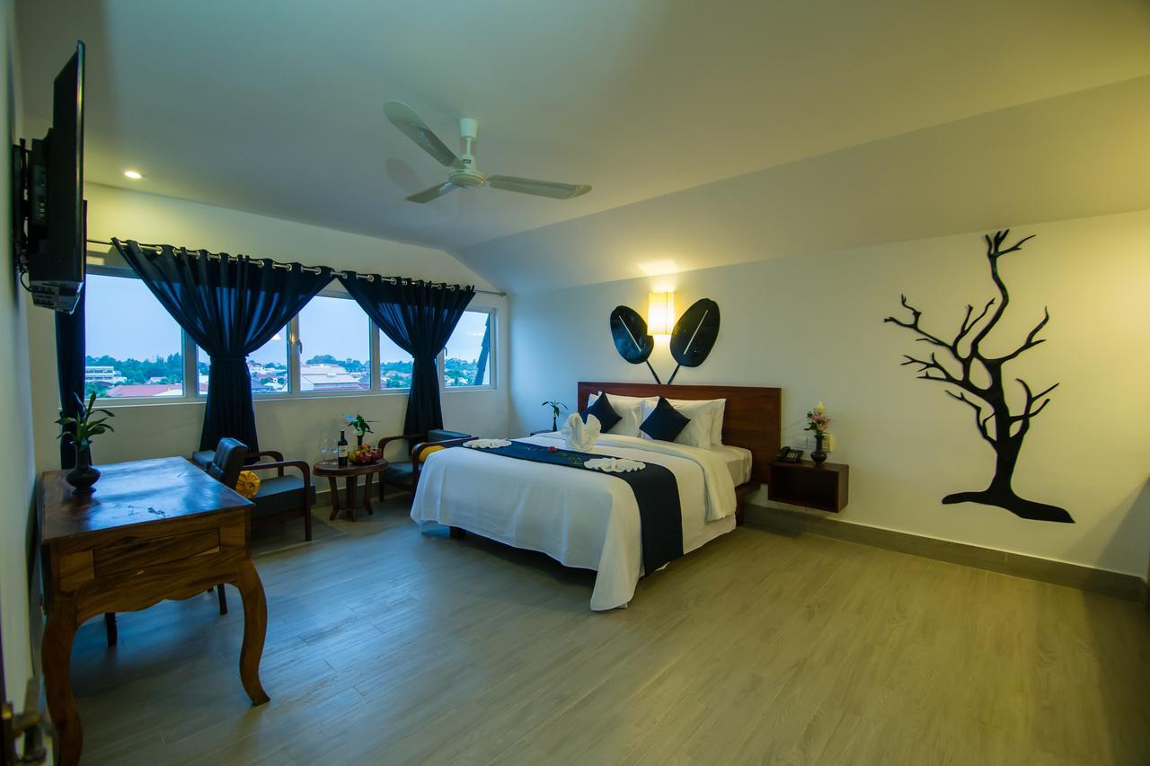 V Hotel And Apartment Siem Reap Buitenkant foto
