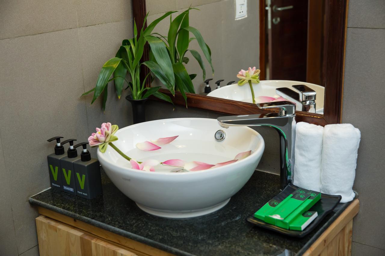 V Hotel And Apartment Siem Reap Buitenkant foto