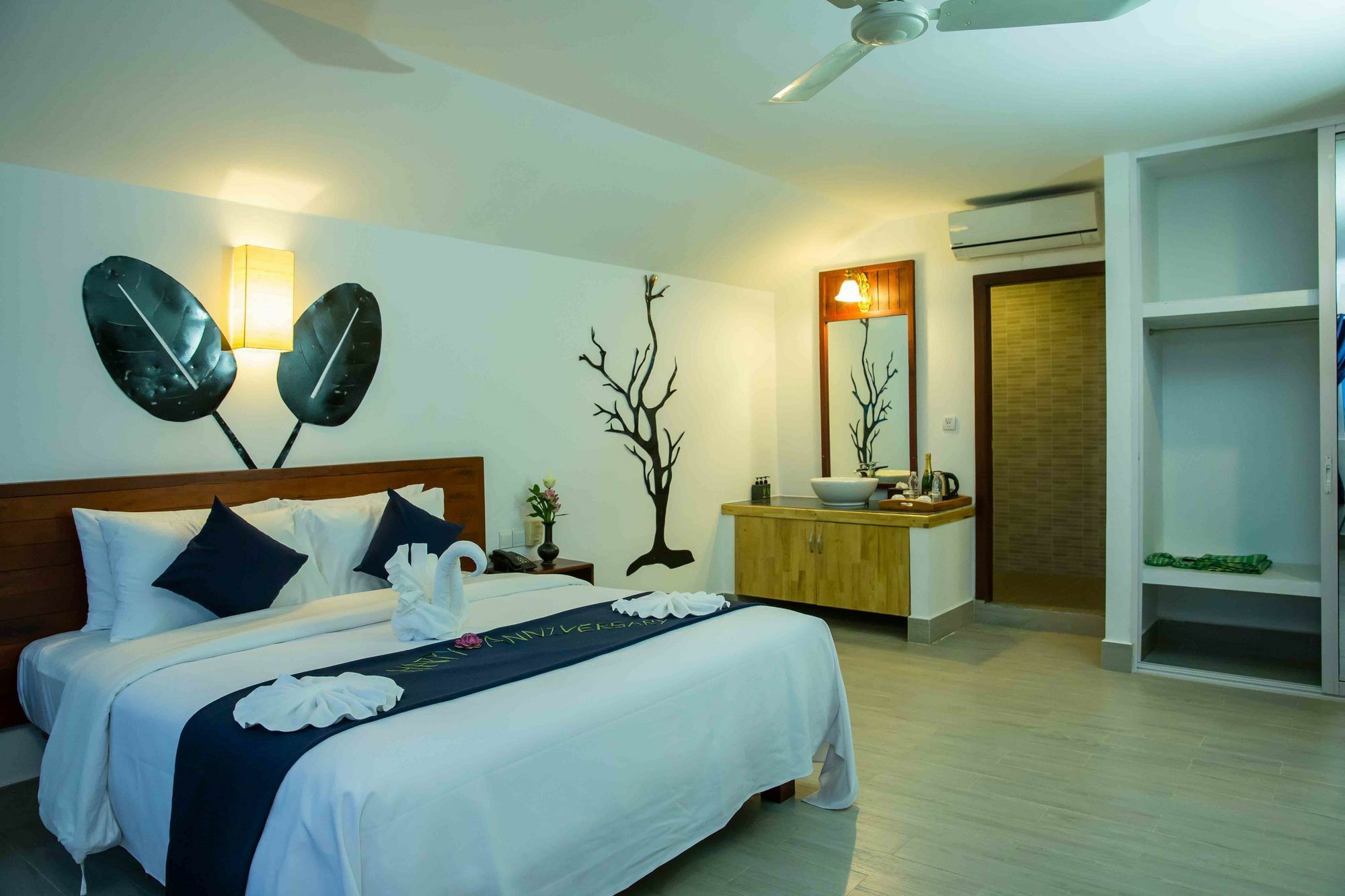 V Hotel And Apartment Siem Reap Buitenkant foto